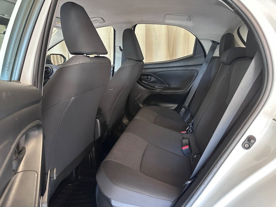 Toyota Yaris 1,5 Hybrid Active e-CVT 5d