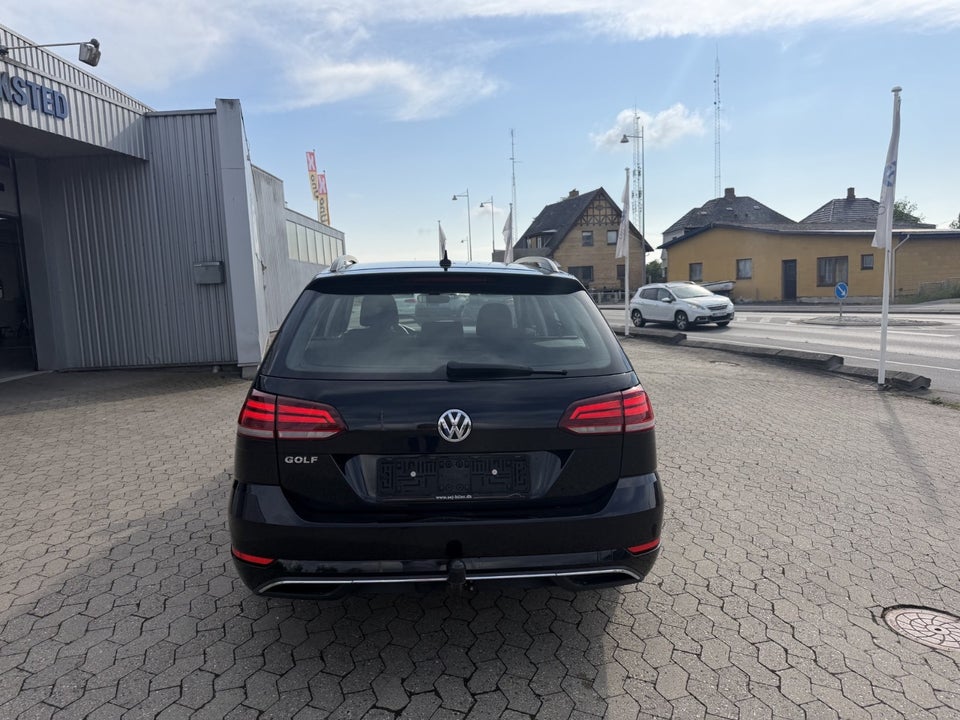 VW Golf VII 1,6 TDi 115 Comfortline Variant 5d