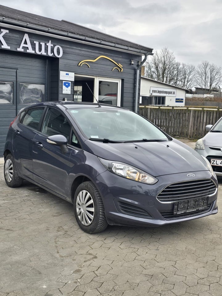 Ford Fiesta 1,0 65 Titanium 5d