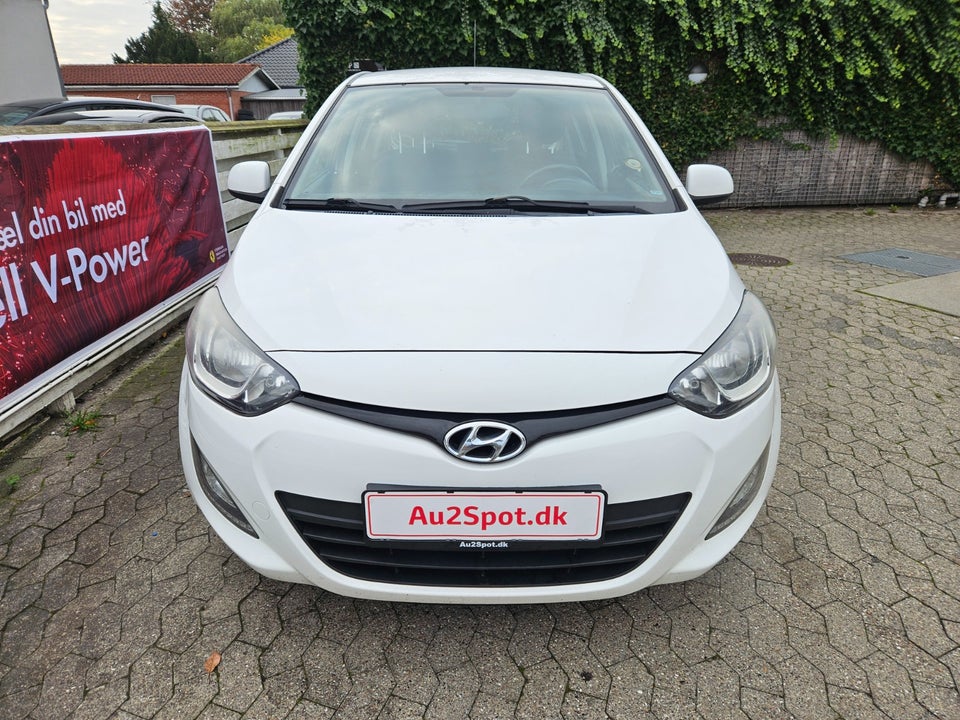 Hyundai i20 1,25 Classic XTR 5d