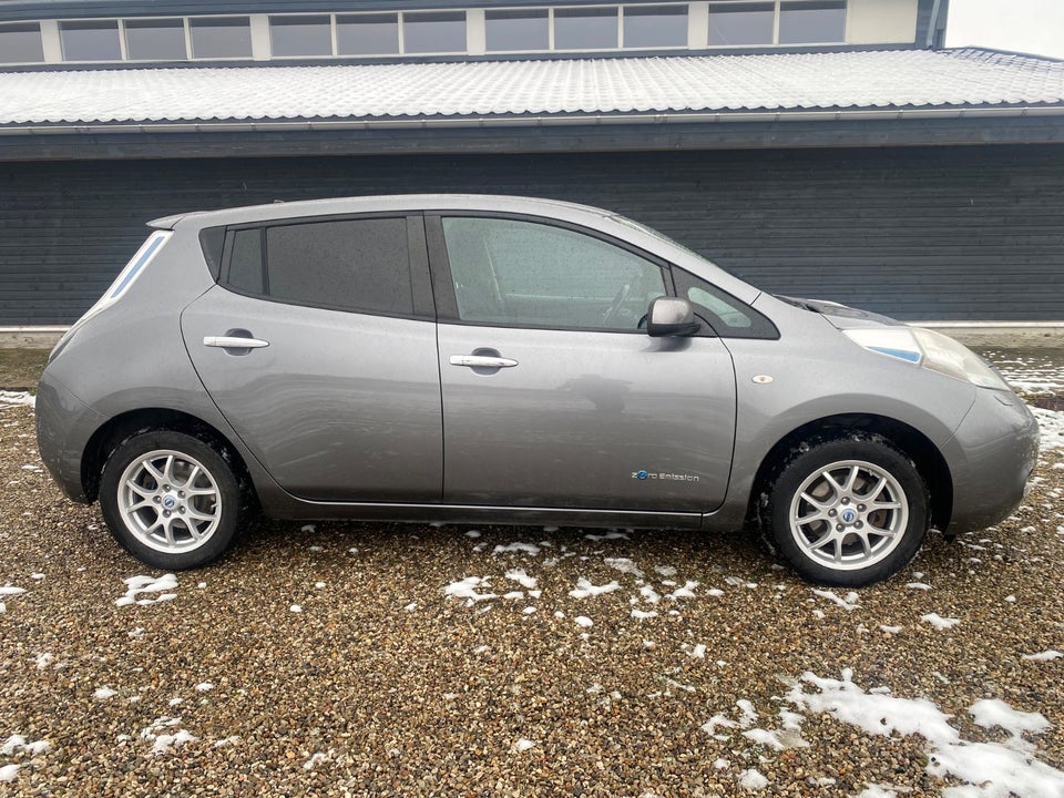 Nissan Leaf 24 Tekna 5d