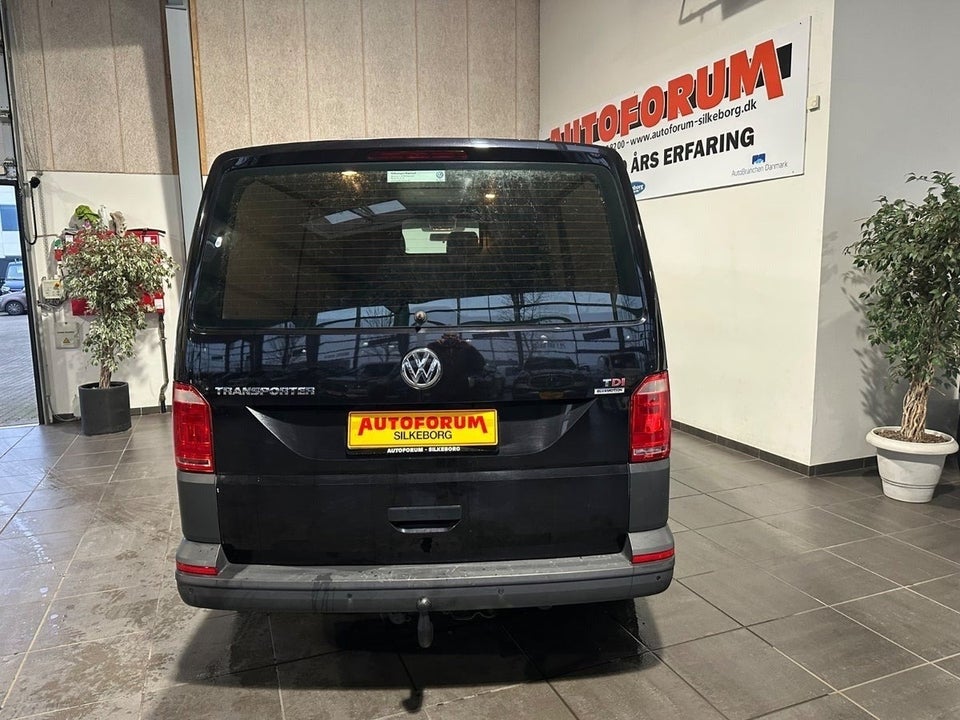 VW Transporter 2,0 TDi 180 Kassevogn DSG lang