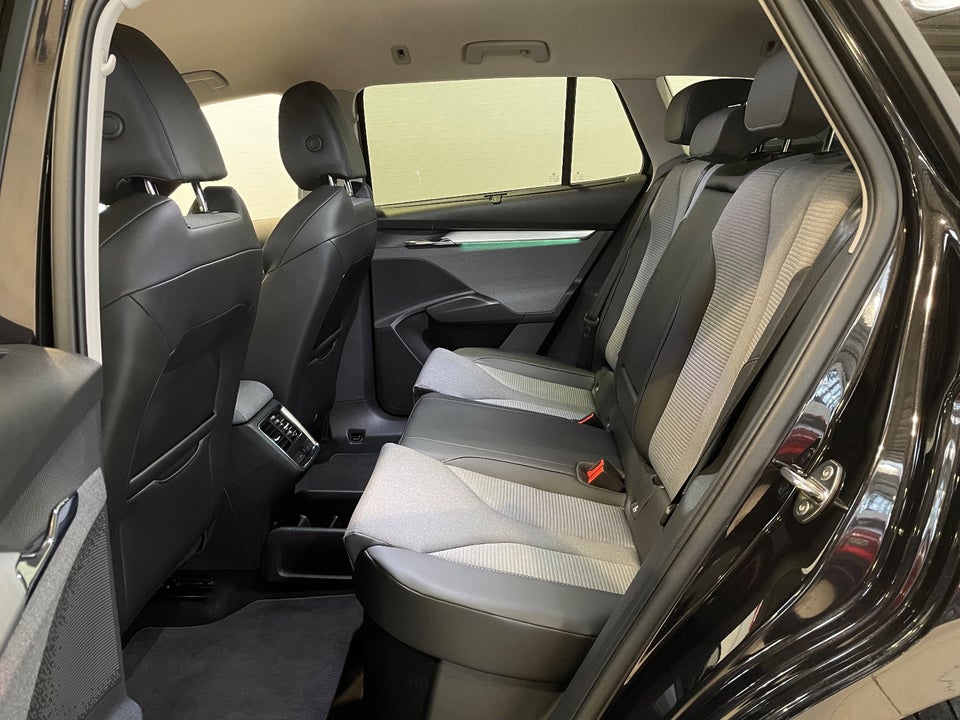 Skoda Enyaq 85 iV Loft 5d