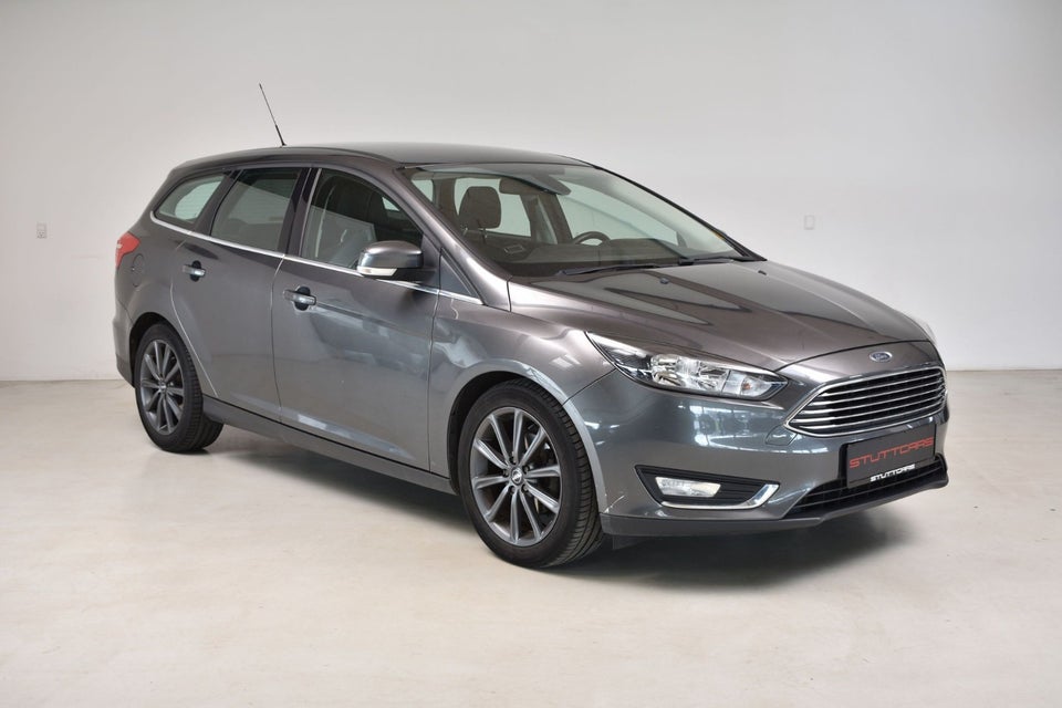 Ford Focus 1,5 TDCi 120 Business stc. 5d