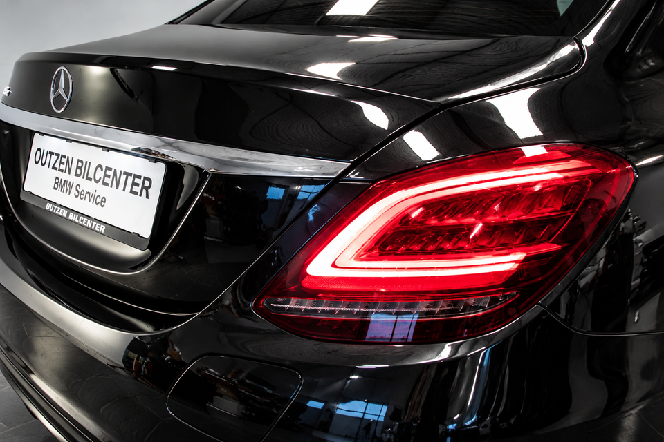 Mercedes C300 de 2,0 AMG Night Edition aut. 4d