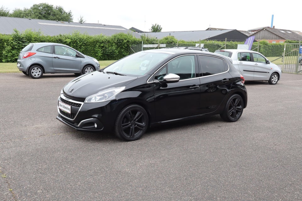 Peugeot 208 1,5 BlueHDi 100 Allure Sky 5d