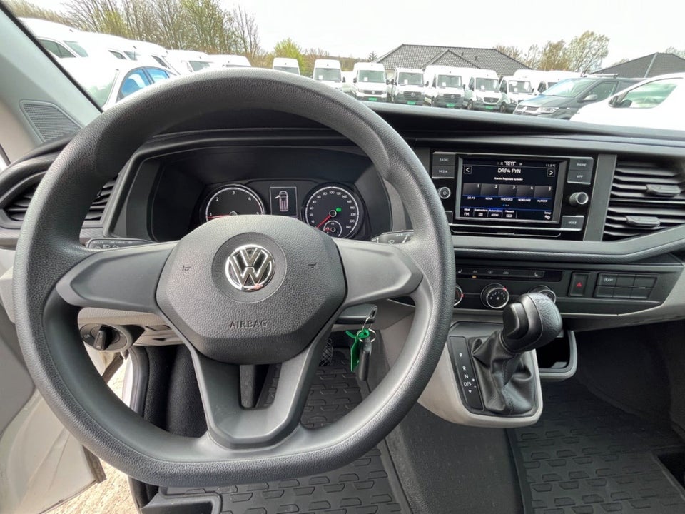 VW Transporter 2,0 TDi 150 Kassevogn DSG lang