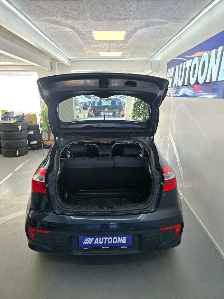Kia Rio 1,4 CVVT Attraction 5d