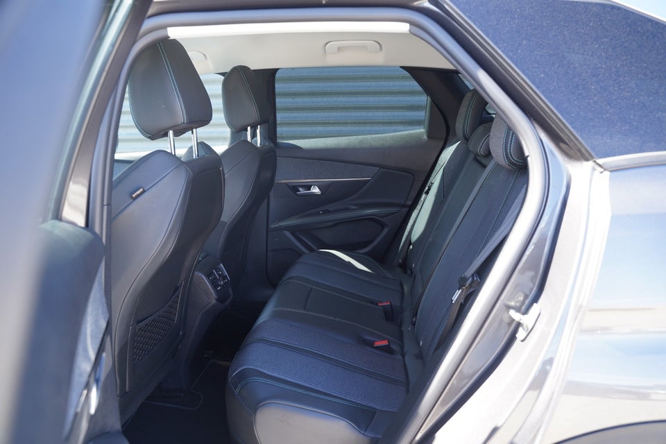 Peugeot 3008 1,6 Hybrid Allure EAT8 5d