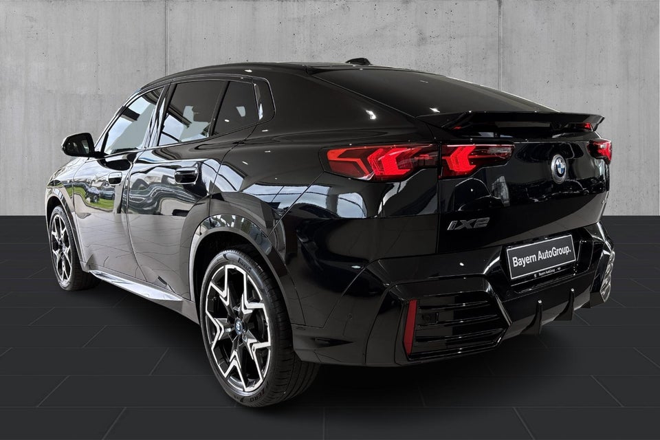 BMW iX2 eDrive20 Fully Charged 5d