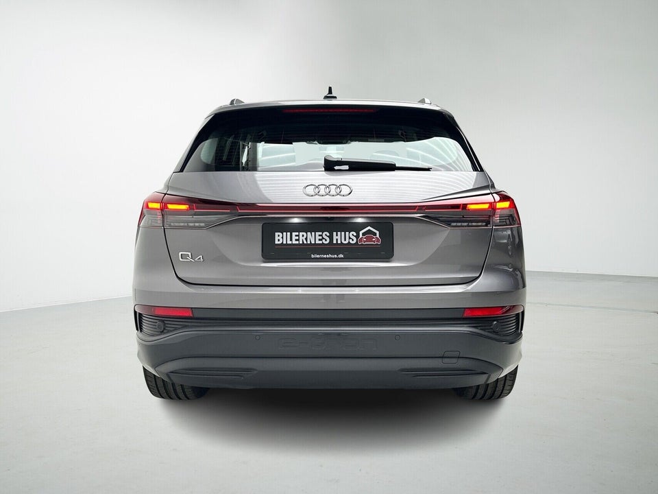 Audi Q4 e-tron 40  5d