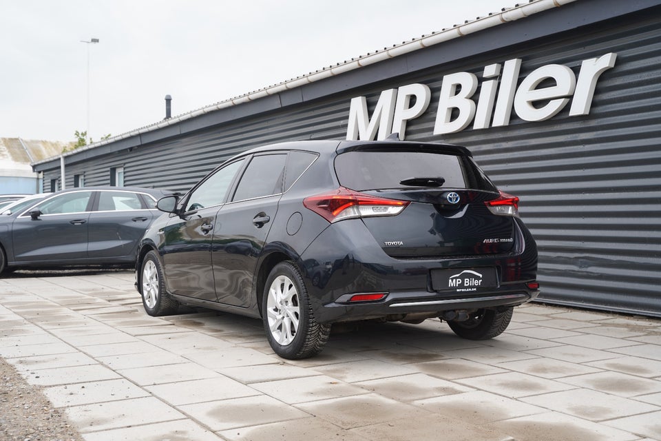 Toyota Auris 1,8 Hybrid H2 CVT 5d