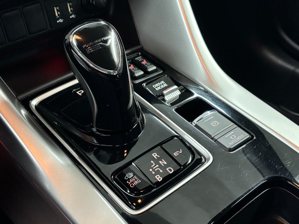 Mitsubishi Eclipse Cross 2,4 PHEV Intense CVT 4WD 5d