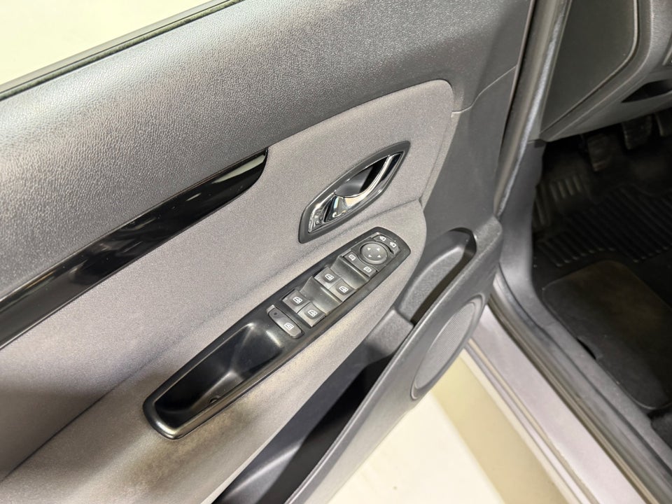 Renault Grand Scenic III 1,5 dCi 110 Authentique 7prs 5d