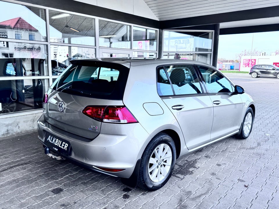 VW Golf VII 1,4 TSi 122 Comfortline DSG BMT 5d