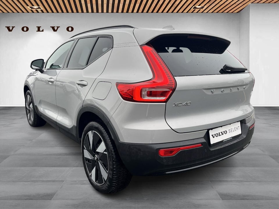 Volvo XC40 ReCharge Extended Range Plus 5d
