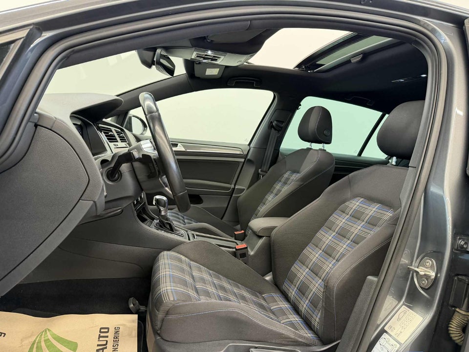 VW Golf VII 1,4 GTE DSG 5d