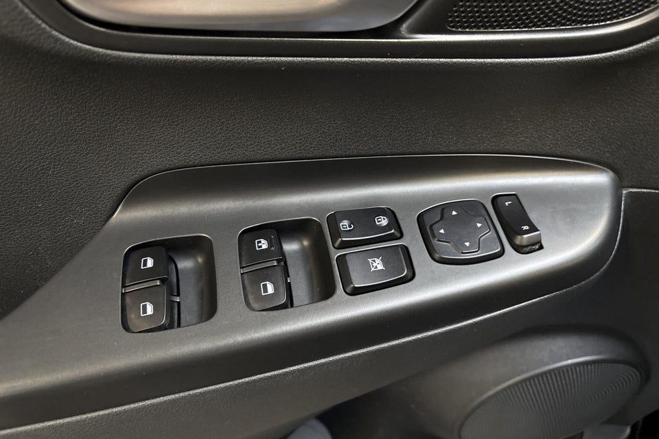 Hyundai Kona 39 EV Select 5d
