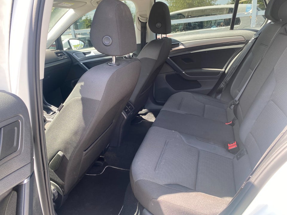 VW Golf VII 1,5 TSi 150 Comfortline DSG 5d