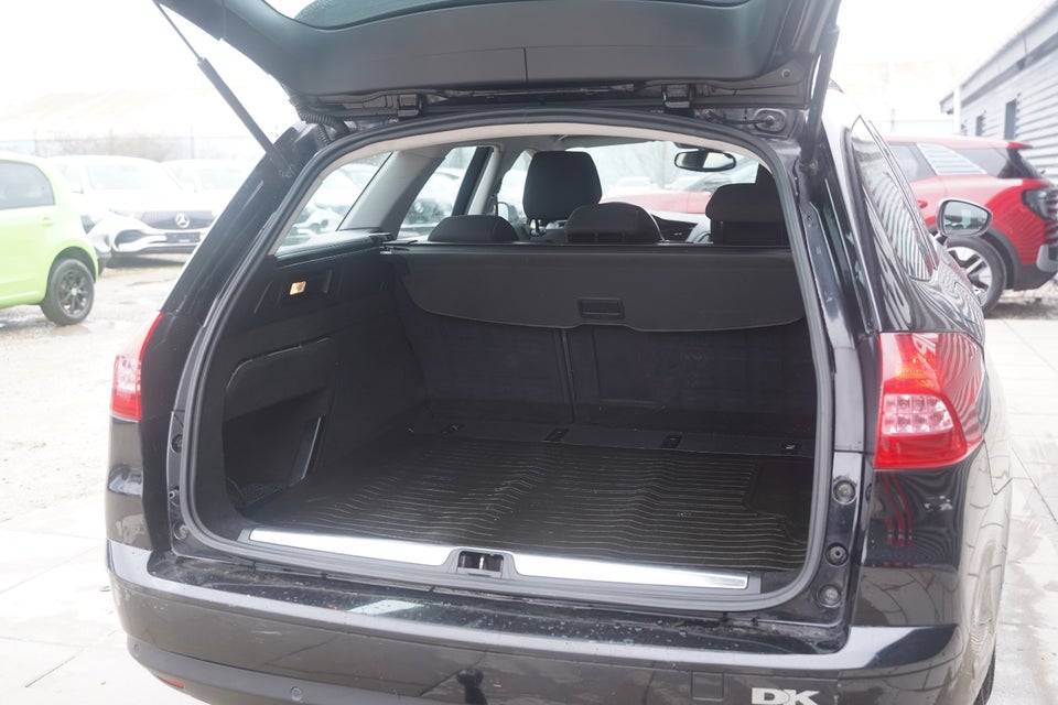 Citroën C5 2,0i 16V Dynamique Tourer 5d