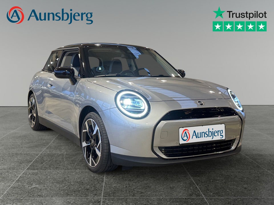 MINI Cooper E Classic Trim S 3d