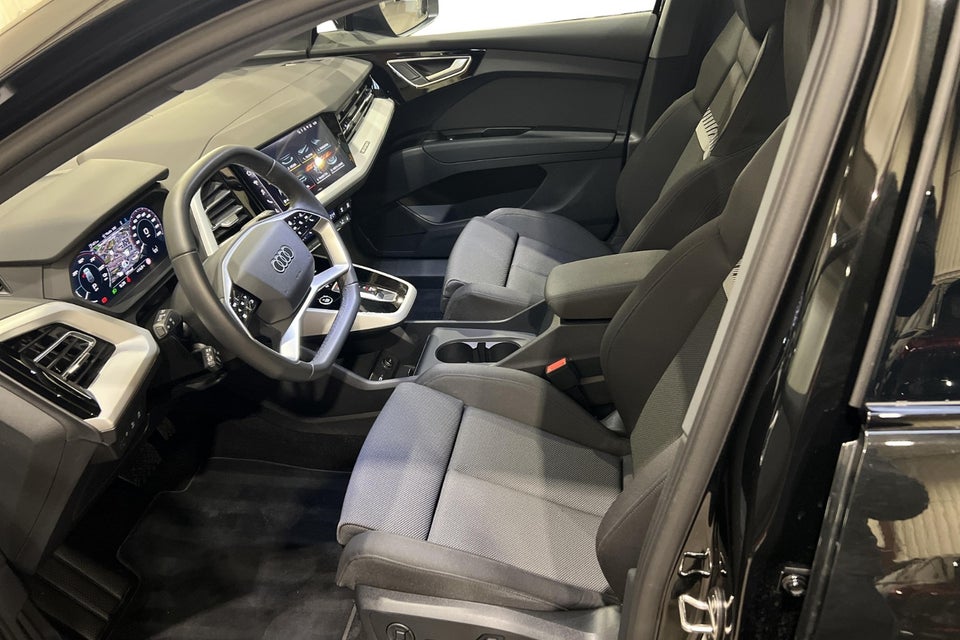 Audi Q4 e-tron 45 Progress 5d