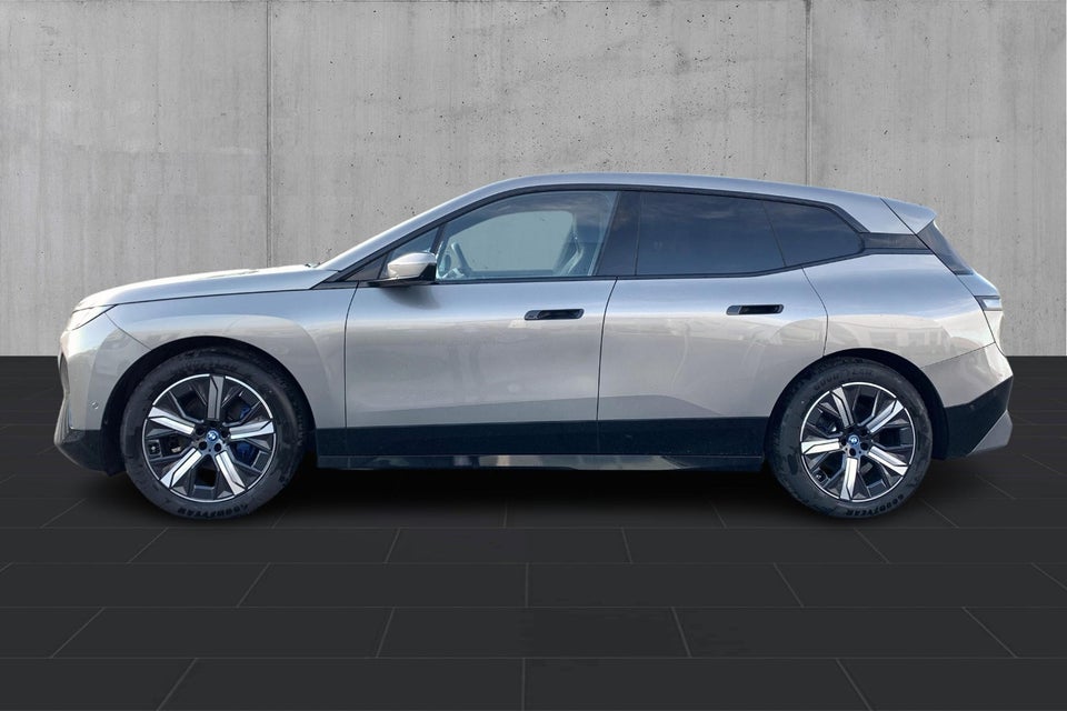 BMW iX xDrive40 Super Charged 5d