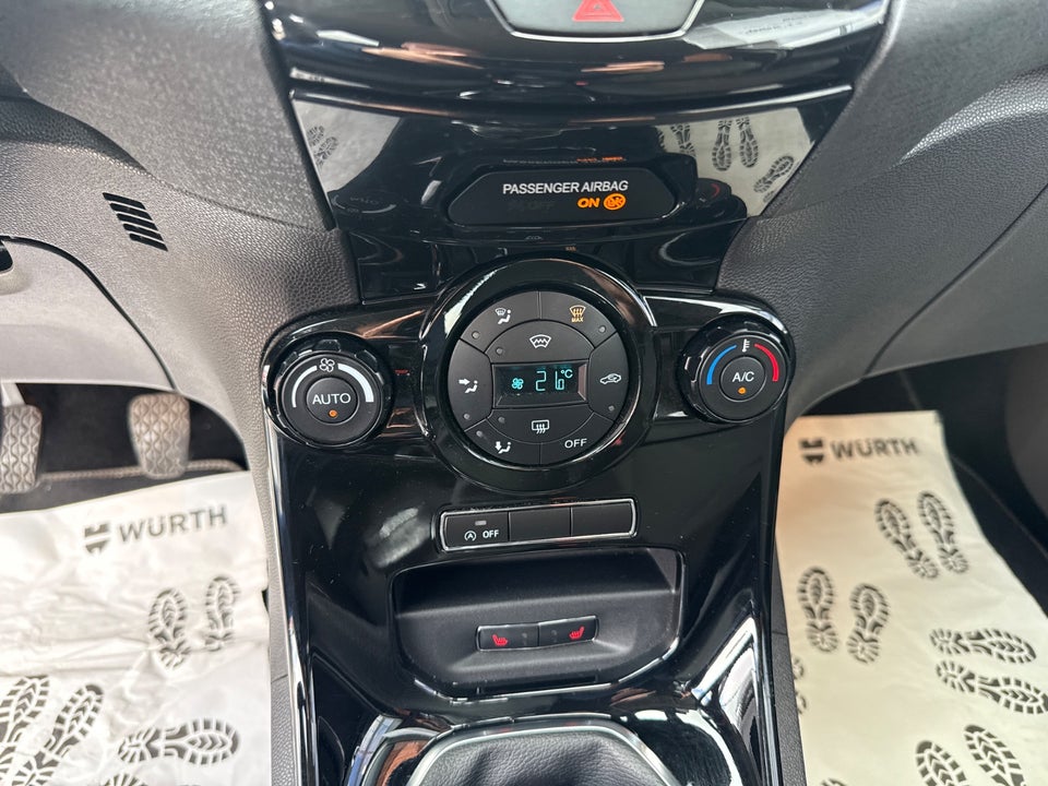 Ford Fiesta 1,0 EcoBoost Titanium 5d