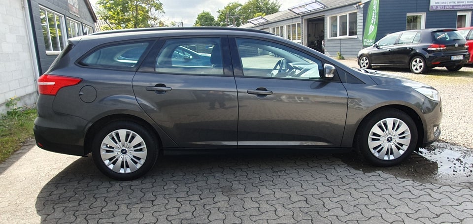 Ford Focus 1,0 SCTi 125 Business stc. 5d