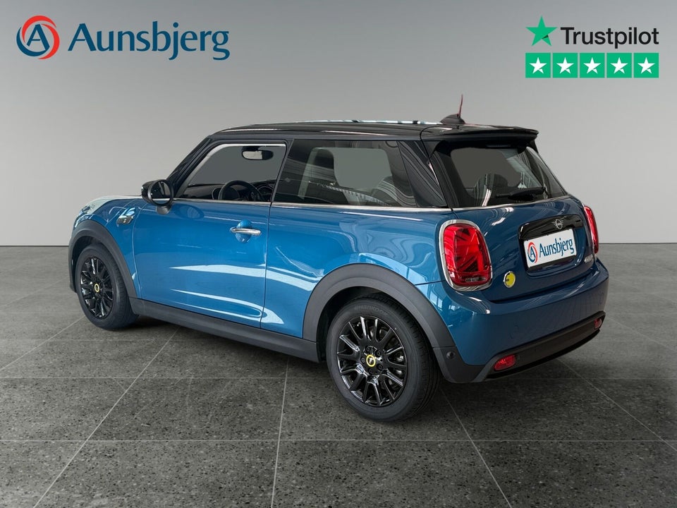 MINI Cooper SE Classic Trim 3d