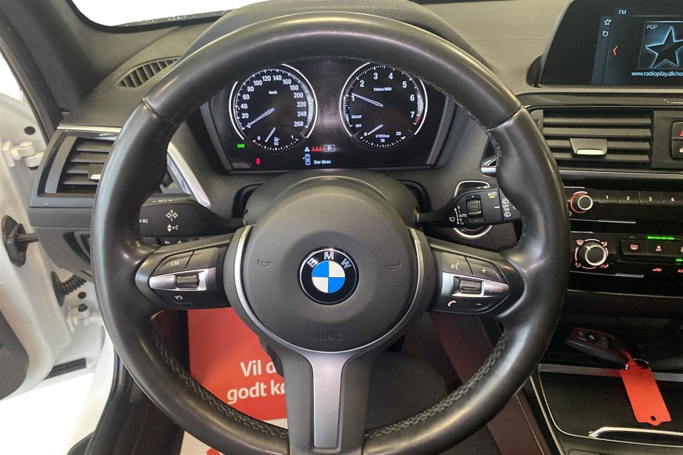 BMW 118i 1,5 Connected aut. 5d