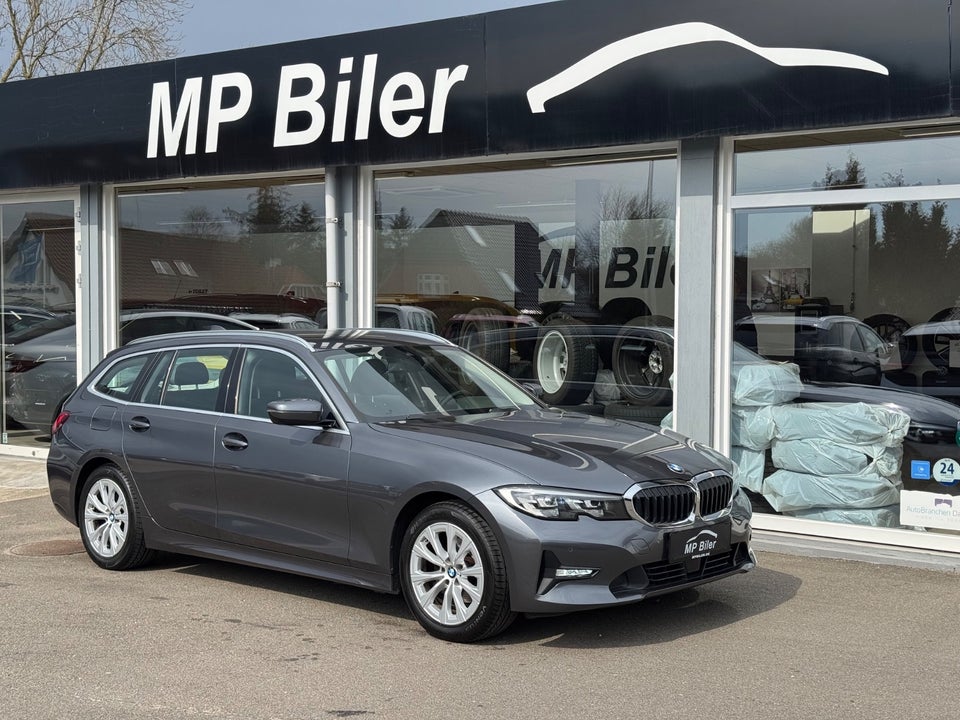 BMW 320d 2,0 Touring Connected aut. 5d