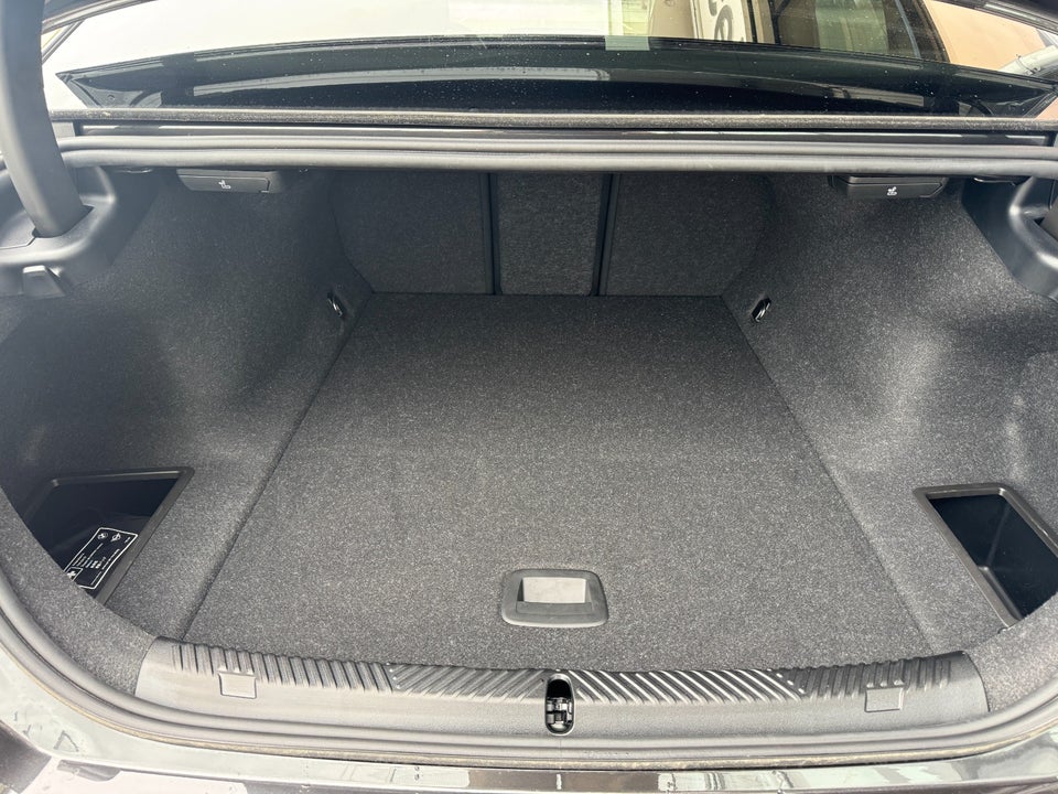 BMW i5 eDrive40 M-Sport Pro 4d