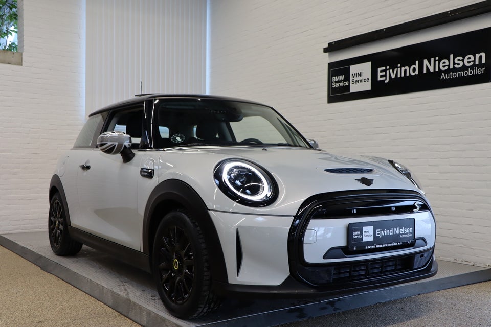 MINI Cooper SE Camden Edition 3d