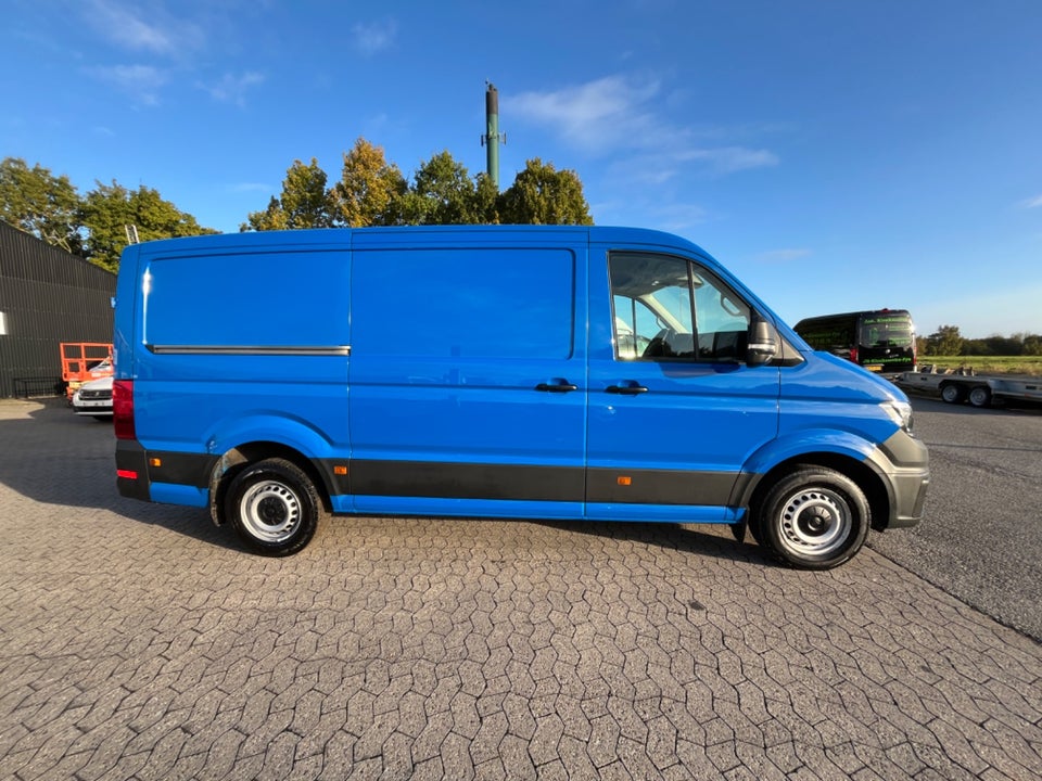 VW Crafter 30 2,0 TDi 140 Kassevogn L3H2