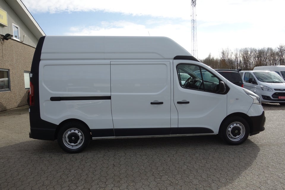 Renault Trafic T29 1,6 dCi 125 L2H2