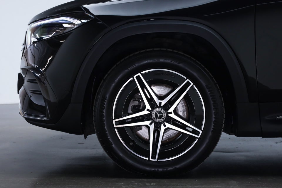 Mercedes EQB250+ AMG Line 5d