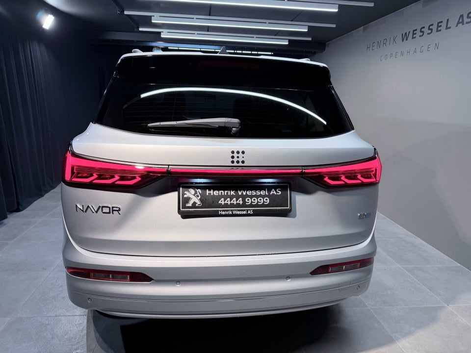 Navor E5 1,5 PHEV Rock 5d