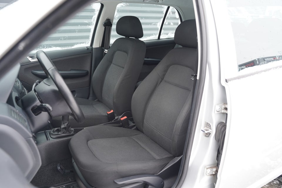 Skoda Fabia 1,4 16V 75 Elegance 5d