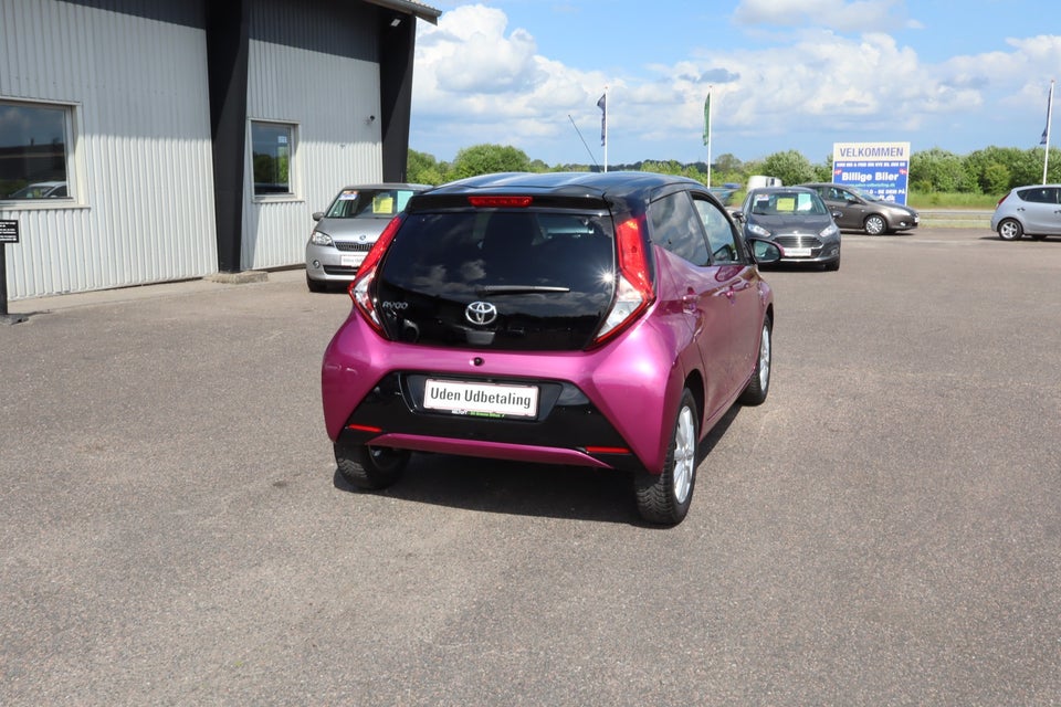 Toyota Aygo 1,0 VVT-i x-pression 5d