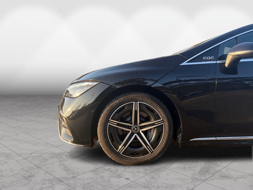 Mercedes EQE350 AMG Line 4d