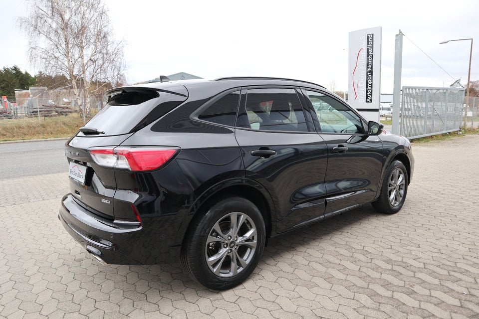 Ford Kuga 2,5 PHEV ST-Line X CVT 5d