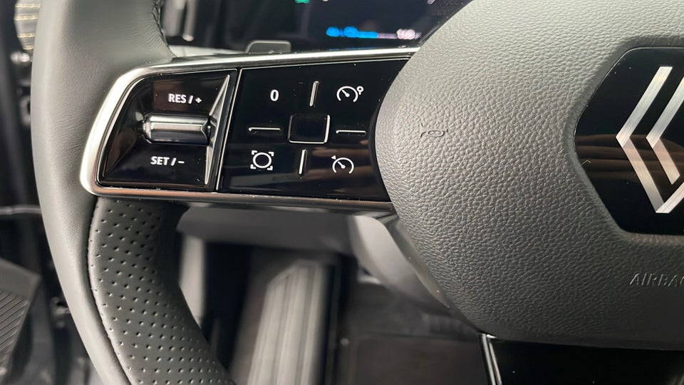 Renault Megane E-Tech 60 Iconic 5d