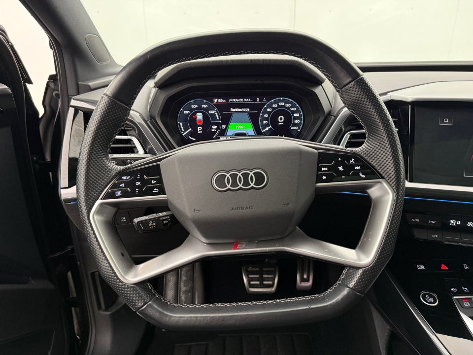 Audi Q4 e-tron 50 S-line Sportback quattro 5d