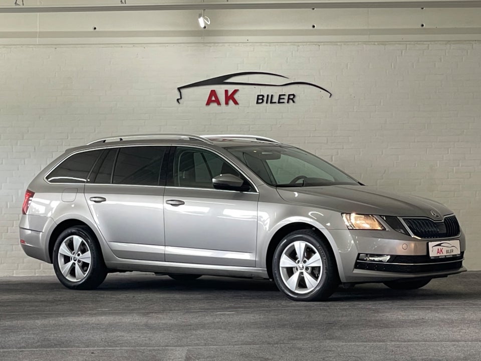 Skoda Octavia 1,6 TDi 115 Style Combi DSG 5d