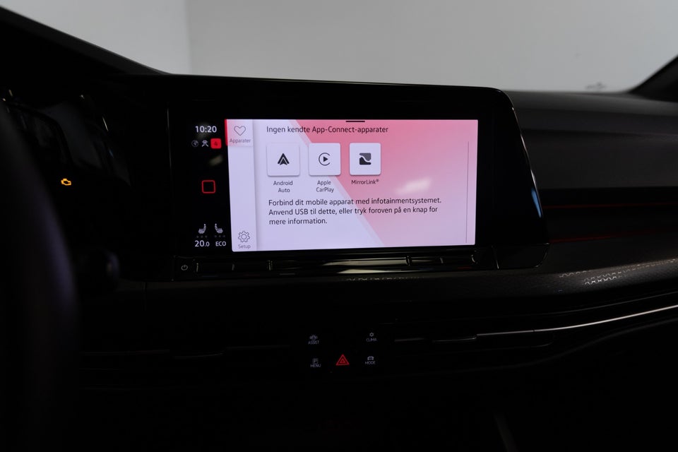 VW Golf VIII 1,4 GTE DSG 5d