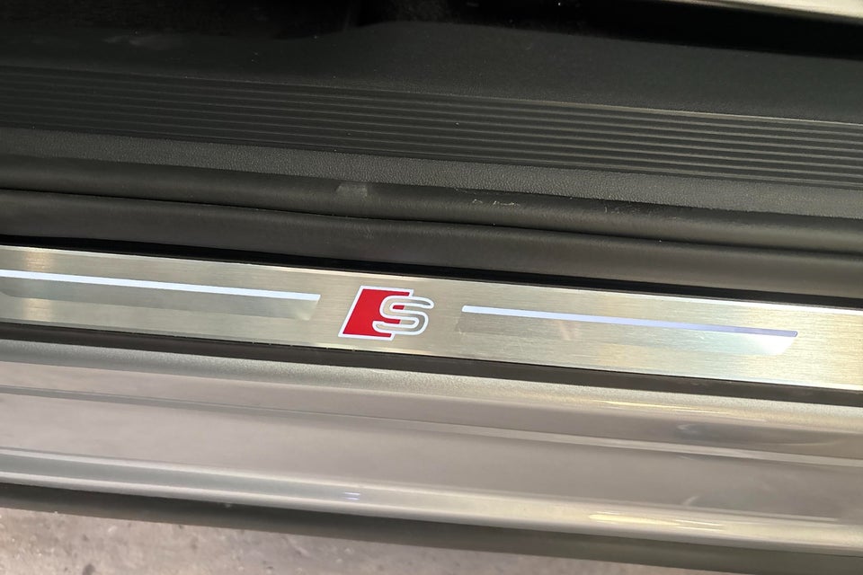 Audi Q4 e-tron 45 S-line Edition 5d