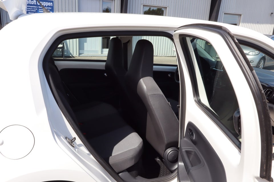 VW Up! 1,0 75 Groove Up! BMT 5d