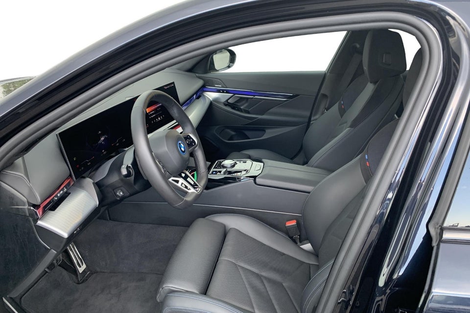 BMW i5 eDrive40 M-Sport 4d