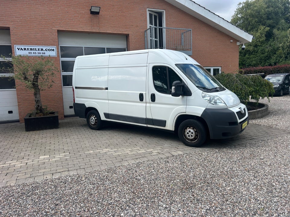 Peugeot Boxer 330 2,2 HDi 130 Kassevogn L2H2
